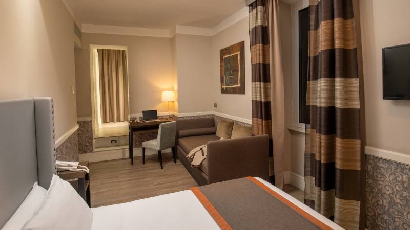 TRIPLE--ROOM---3---Fragrance-Hotel-Roma